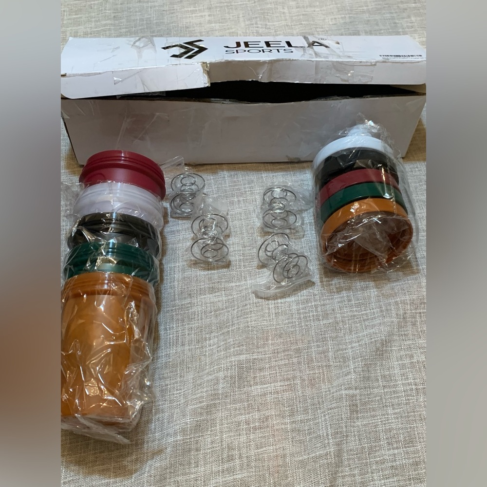 Jeela Sports 5 PACK Protein Shaker Bottles for Protein Mixes 20 OZ-NEW.
